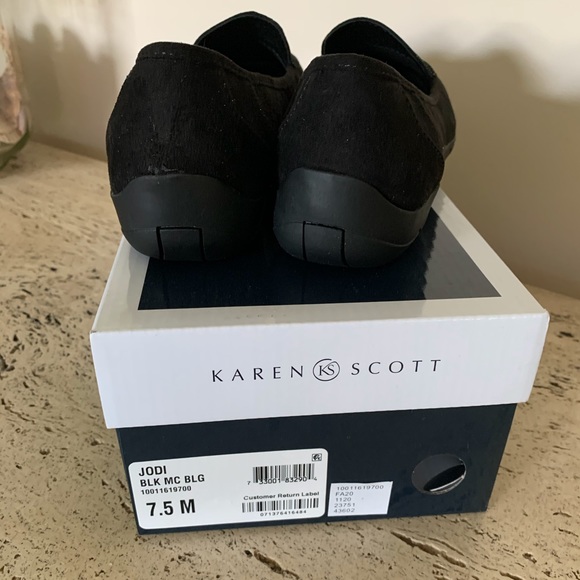 KAREN SCOTT Jodi Slip on Flats - Picture 9 of 13
